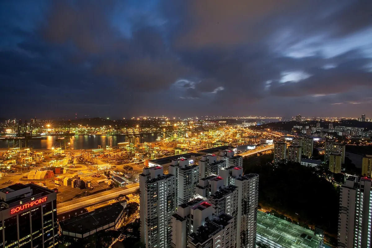 Checklist: 10 Questions Before Leasing a Waterfront Warehouse